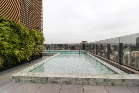 Studio para alugar com 39m², 1 quarto e sem vaga Studio para alugar com 39m², 1 quarto e sem vagaÁrea comum - Piscina