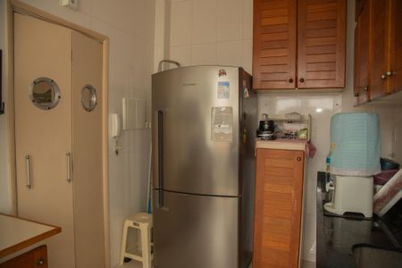 Apartamento à venda com 73m², 2 quartos e 2 vagas Apartamento à venda com 73m², 2 quartos e 2 vagasCozinha