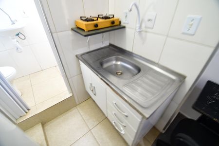 Cozinha de kitnet/studio para alugar com 1 quarto, 17m² em Cidade Universitária, Campinas