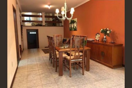 Casa à venda com 4 quartos, 464m² em Jardim Guarani, Campinas
