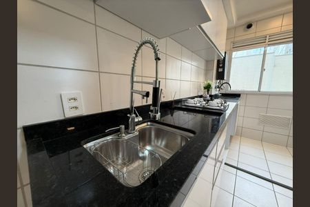 Foto 03 de apartamento à venda com 2 quartos, 44m² em Jardim do Lago II, Campinas