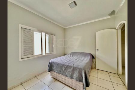 Casa à venda com 3 quartos, 202m² em Vila Joaquim Inacio, Campinas