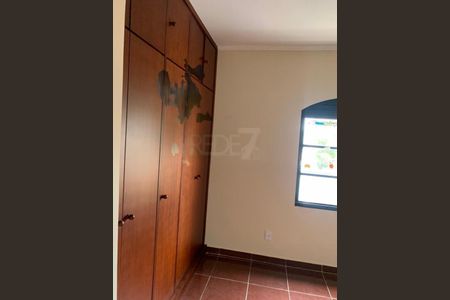 Casa à venda com 4 quartos, 190m² em Parque São Quirino, Campinas