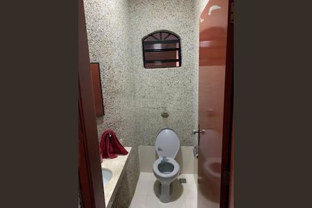 Casa à venda com 4 quartos, 190m² em Parque São Quirino, Campinas
