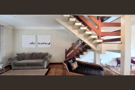 Casa à venda com 3 quartos, 275m² em Parque da Figueira, Campinas