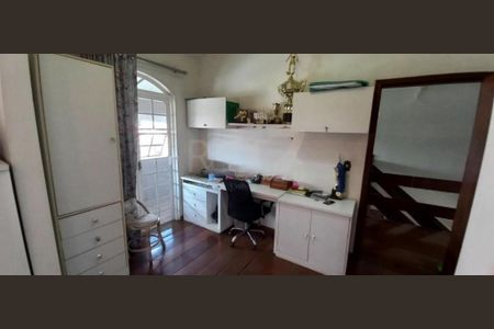 Casa à venda com 3 quartos, 275m² em Parque da Figueira, Campinas
