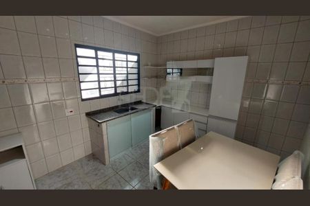 Casa à venda com 3 quartos, 146m² em Vila Lemos, Campinas