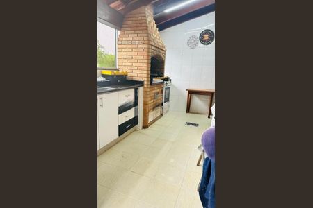 Casa à venda com 250m², 4 quartos e 4 vagas