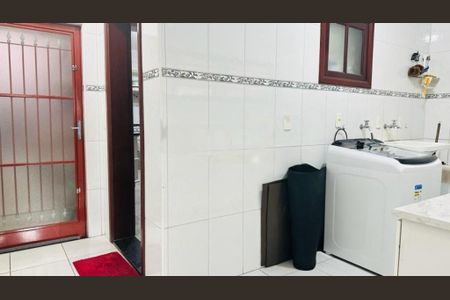 Casa à venda com 250m², 4 quartos e 4 vagas
