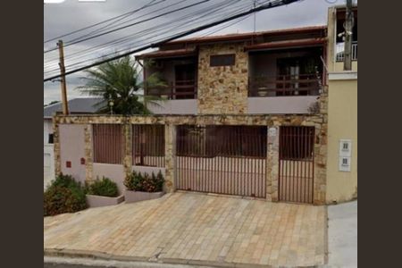 Casa à venda com 250m², 4 quartos e 4 vagas