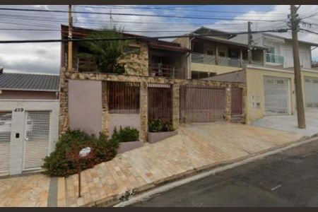 Casa à venda com 250m², 4 quartos e 4 vagas
