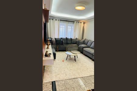 Casa à venda com 4 quartos, 250m² em Vila Marieta, Campinas