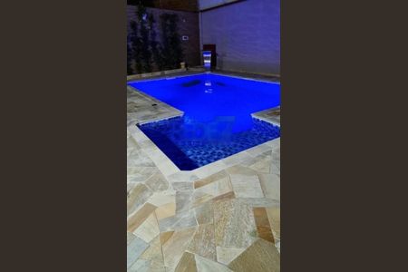 Casa à venda com 250m², 4 quartos e 4 vagas
