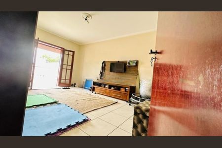 Casa à venda com 250m², 4 quartos e 4 vagas