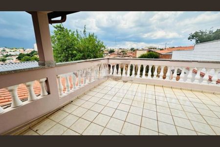 Casa à venda com 250m², 4 quartos e 4 vagas