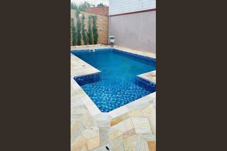Casa à venda com 250m², 4 quartos e 4 vagas
