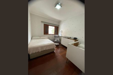 Casa à venda com 3 quartos, 200m² em Santa Cruz, Valinhos