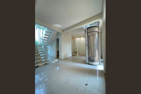 Casa à venda com 4 quartos, 407m² em Vila Hollândia, Campinas