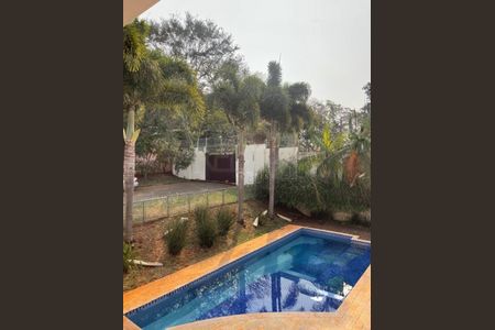 Casa à venda com 407m², 4 quartos e 6 vagas