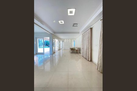 Casa à venda com 4 quartos, 407m² em Vila Hollândia, Campinas