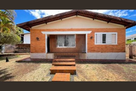 Casa à venda com 3 quartos, 192m² em Parque São Quirino, Campinas