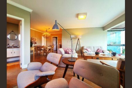 Apartamento à venda com 130m², 3 quartos e 2 vagas