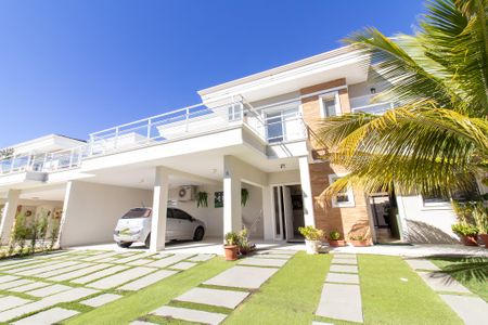 Casa de condomínio à venda com 300m², 4 quartos e 7 vagasGaragem