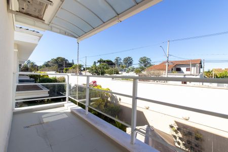 Casa de condomínio à venda com 300m², 4 quartos e 7 vagasÁrea externa