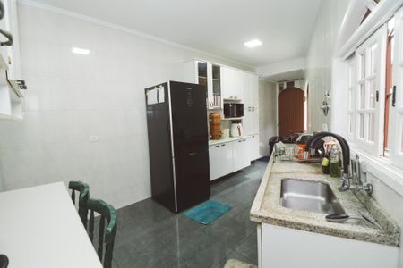 Casa à venda com 232m², 3 quartos e 4 vagas Casa à venda com 232m², 3 quartos e 4 vagasCozinha