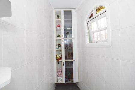 Casa à venda com 232m², 3 quartos e 4 vagas Casa à venda com 232m², 3 quartos e 4 vagasCozinha
