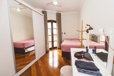 Casa à venda com 232m², 3 quartos e 4 vagas Casa à venda com 232m², 3 quartos e 4 vagasQuarto 2