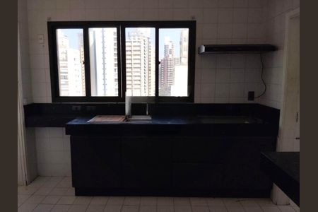 Apartamento à venda com 180m², 3 quartos e 2 vagas
