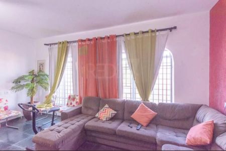 Casa à venda com 3 quartos, 194m² em Jardim Eulina, Campinas