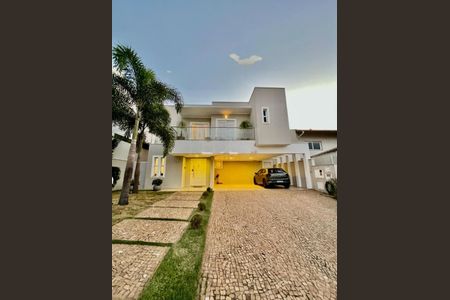Casa à venda com 340m², 5 quartos e 4 vagas