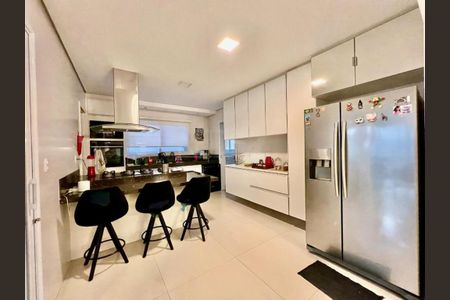 Casa à venda com 5 quartos, 340m² em Loteamento Alphaville Campinas, Campinas