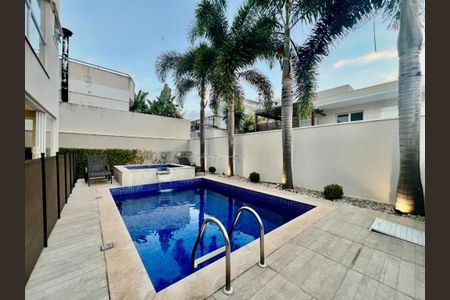 Casa à venda com 340m², 5 quartos e 4 vagas