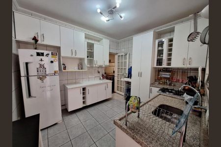 Casa à venda com 3 quartos, 169m² em Jardim Flamboyant, Campinas