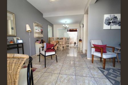 Casa à venda com 85m², 3 quartos e 2 vagas