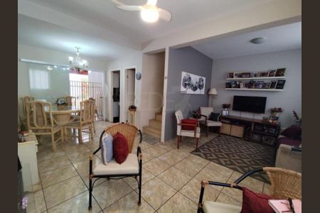 Casa à venda com 85m², 3 quartos e 2 vagas