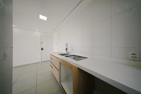 Cozinha e Área de Serviço de apartamento à venda com 2 quartos, 43m² em Jardim Brasilia, São Paulo