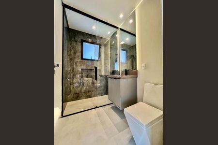 Casa à venda com 342m², 4 quartos e 4 vagas