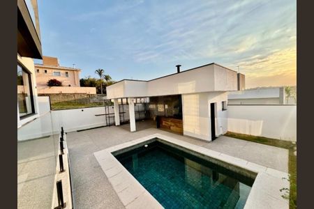 Casa à venda com 342m², 4 quartos e 4 vagas