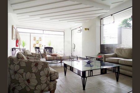 Apartamento à venda com 4 quartos, 440m² em Cambuí, Campinas