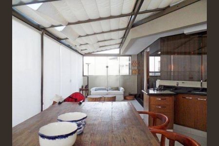 Apartamento à venda com 4 quartos, 440m² em Cambuí, Campinas