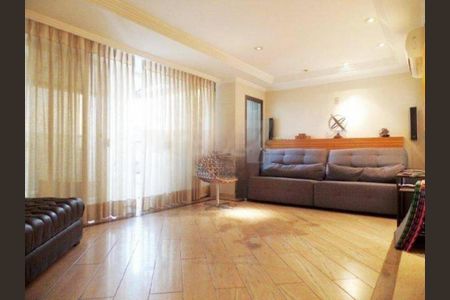 Apartamento à venda com 4 quartos, 440m² em Cambuí, Campinas