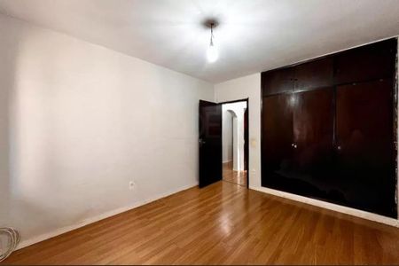 Casa à venda com 3 quartos, 234m² em Parque São Quirino, Campinas