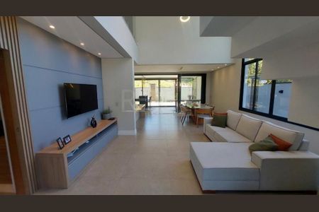 Casa à venda com 4 quartos, 237m² em Vila Pagano, Valinhos