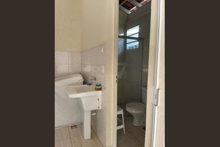 Casa à venda com 135m², 3 quartos e 5 vagas