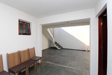 Apartamento à venda com 200m², 4 quartos e 2 vagas Apartamento à venda com 200m², 4 quartos e 2 vagasÁrea de Serviço