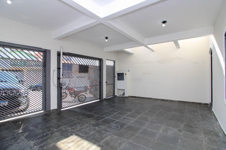 Apartamento à venda com 200m², 4 quartos e 2 vagas Apartamento à venda com 200m², 4 quartos e 2 vagasGaragem